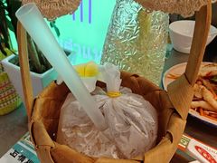 -小小集渔·泰式大排档(太古里香槟店)