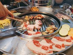 -哈哈碳都·牛肋条无限自助烤肉(台江万达店)