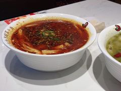 -渝是乎酸菜鱼·川渝小炒(新世界百货望京店)