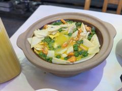 -霄汉牛三鲜湖北砂锅菜(万松园2店)