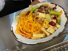 -马路牙子烧烤音乐酒馆(望京店)