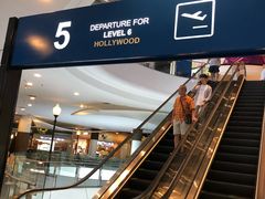-Pier 21 (Terminal 21 Asok)