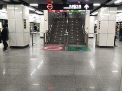 -陆家浜路(地铁站)
