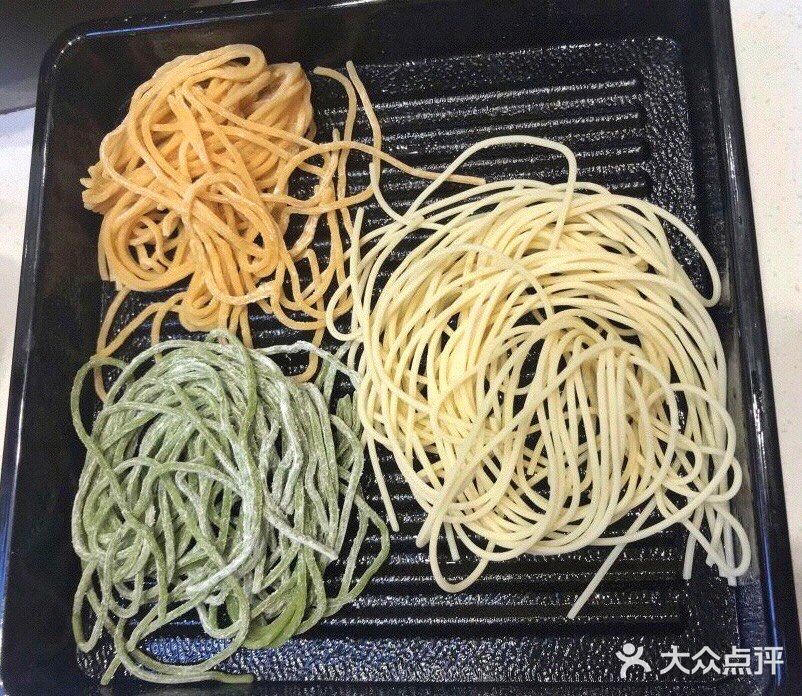【贵阳首家】奶茶比火锅有名的呷哺呷哺