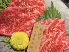 -山川小町·极番烧肉(新地假日广场店)