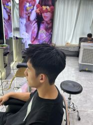 -藤野造型烫发染发