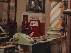 -IMUSE BARBER SHOP