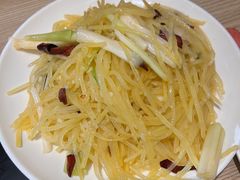 -傻根大肉面(三美店)