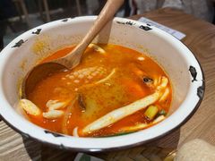 泰式传统冬阴功汤-迷你椰·泰式大排档(观前街店)