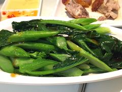 -新大咀港式茶餐厅(宝山万达店)