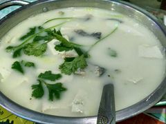 -泸沽肴(泸沽湖大洛水村农村信用社旁店)