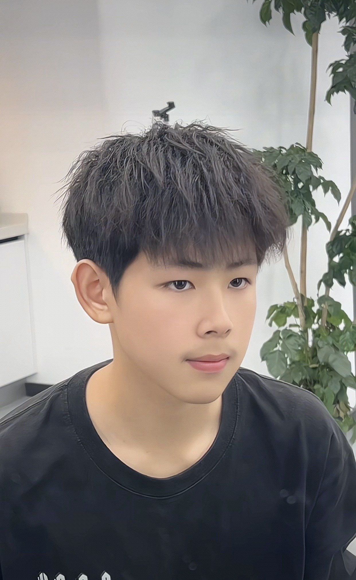 新潮男发型必看哦