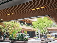 -瑞虹新天地月亮湾