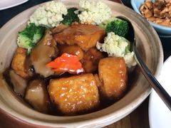自制手工滑豆腐煲-T館·花园艺术餐厅