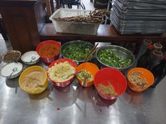-盖帮鳝鱼串串(东郊记忆店)