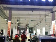 门面-标记美食新鲜猪杂(兴南大道店)