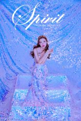 -onlygirl摄影美学馆高端定制(江滩店)