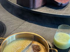 松茸鸡汤的清汤（鸳鸯锅）-滟设火锅料理(南滨路店)