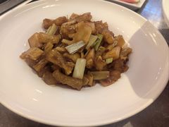 -闫府私房菜·老字号(恒隆店)