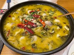 -罗氏十三活虾餐厅(光谷K11购物艺术中心店)