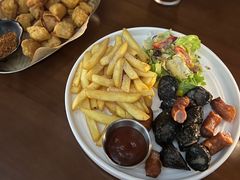 -mordew加州日记西餐&小酒馆(新天地店)