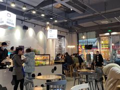 -HELLO 27 意面·沙拉·帕尼尼