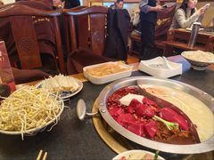 -沸炉重庆老火锅(军事博物馆店)