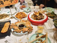 -嗨辣小聚·盘锦河蟹·海鲜烧烤龙虾(盘锦十年好店)