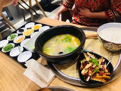 -妈妈故事米线(市府恒隆店)