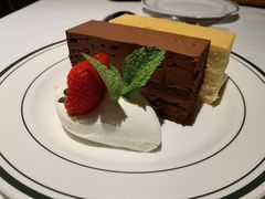 -Wolfgang’s Steakhouse 沃夫冈牛排馆(上海白玉兰广场店)