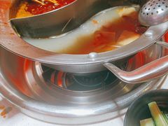 -钢管厂五区小郡肝串串香(滨江店)