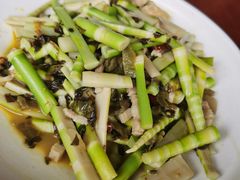 咸肉煨野笋-1718食尚馆·太湖菜(龙之梦太湖古镇店)