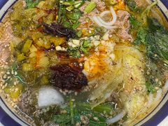 -云阿蛮云南生烫牛肉米线(奉贤路店)