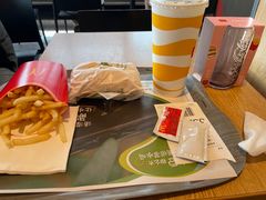 -麦当劳(天津解放南路得来速店)