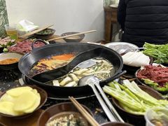 -重庆故事姊妹老火锅(财经学院店)