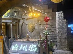 -暴风岛沉浸式体验馆(百联世纪店)