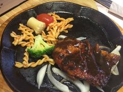 -菲尼克斯牛排店(杉杉奥特莱斯店)