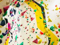 -问山MountQuest攀岩馆