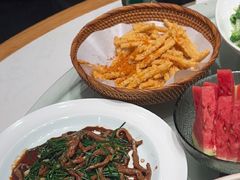 -辛香味烧鱼馆·非遗技艺·排骨红烧肉(光谷医药园店)