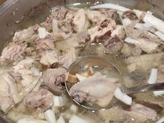 -喃喃椰·糟粕醋·椰子鸡火锅(七堡花园店)