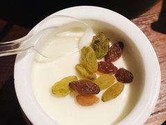 新疆手工老酸奶-楼兰新疆主题餐厅(苏州中心店)