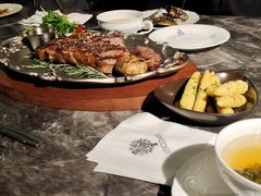 -LESCEDARS Brasserie Bistro香柏树