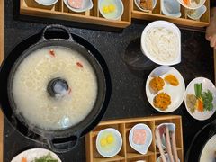-飞虎过桥米线(翠湖店)