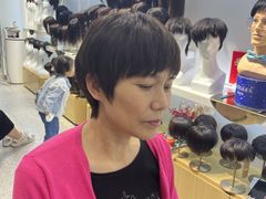 -LAQUEEN 时尚健康假发(万象城总店)