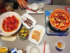 -龙巢盱眙龙虾·牛蛙·烧烤宵夜(八卦岭店)