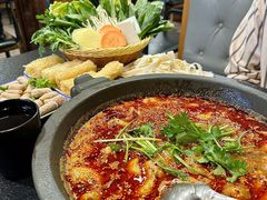 -灶知轩湘西石锅鱼(万佳广场店)