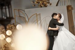 -MECCI婚礼摄影跟拍(红东方广场店)