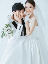 -光阴的故事婚纱摄影(苏州店)