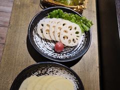 -湊湊火锅·茶憩(新中关购物中心店)