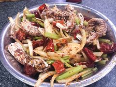 -辣盆盆麻辣小龙虾(哈尔滨总店)